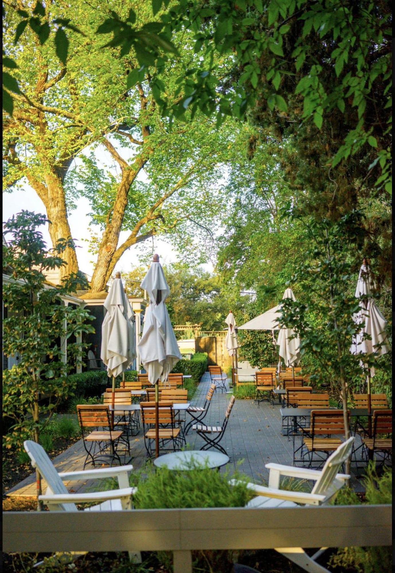 Brannan Cottage Inn Калистога Екстериор снимка