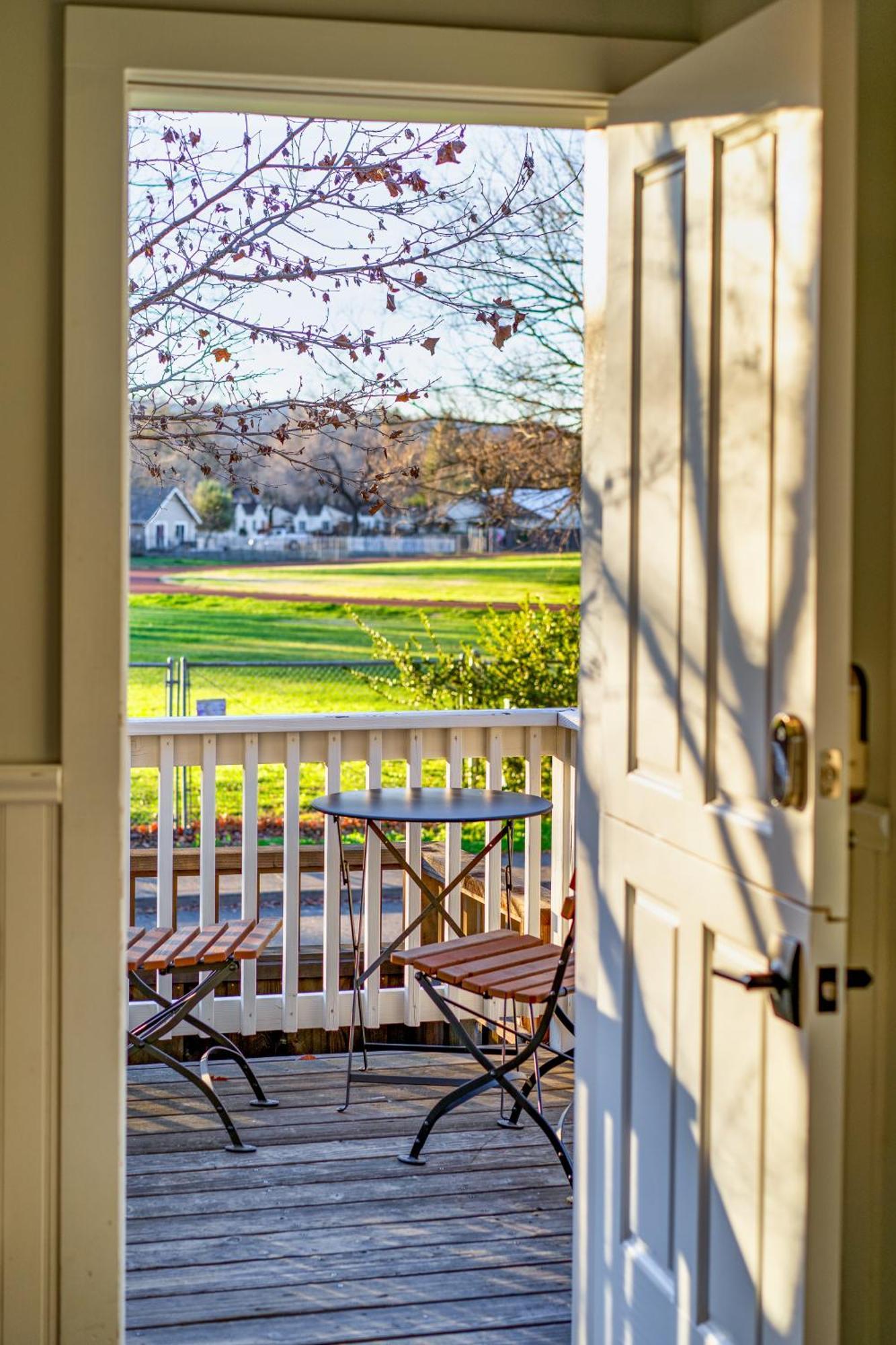 Brannan Cottage Inn Калистога Екстериор снимка